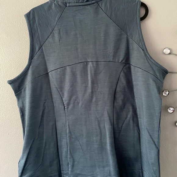 Puma Blue Sleeveless golf vest with Mandarin Collar BNWT large - Picture 10 of 12